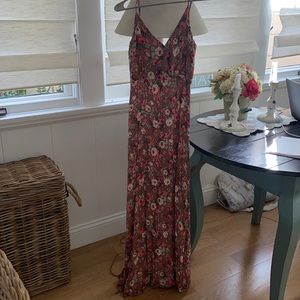 Lulu’s Floral Maxi Dress with leg slit